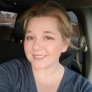 Meet your Posher, Casey